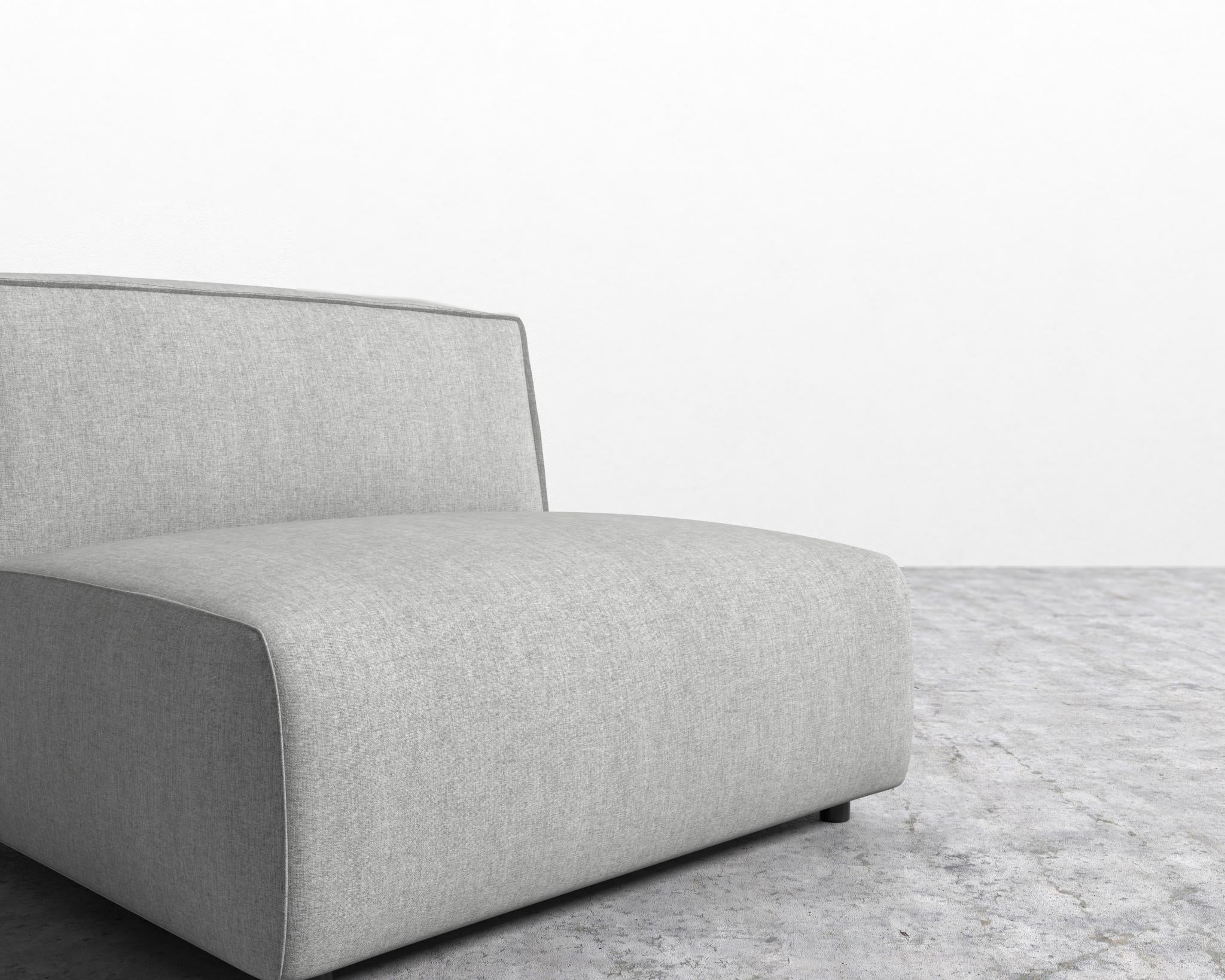 Arya Armless - Image 21