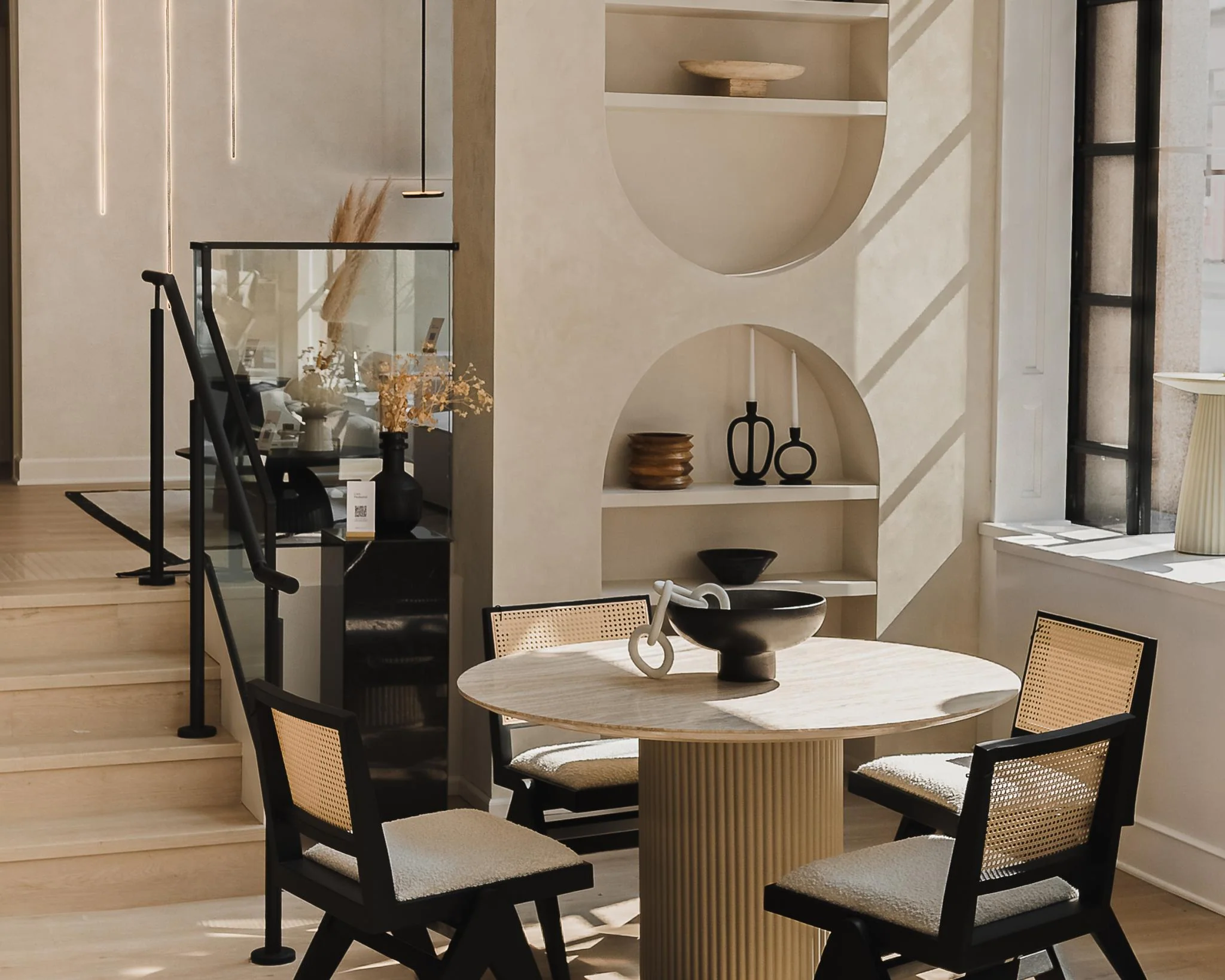 Athena Round Dining Table - Image 3