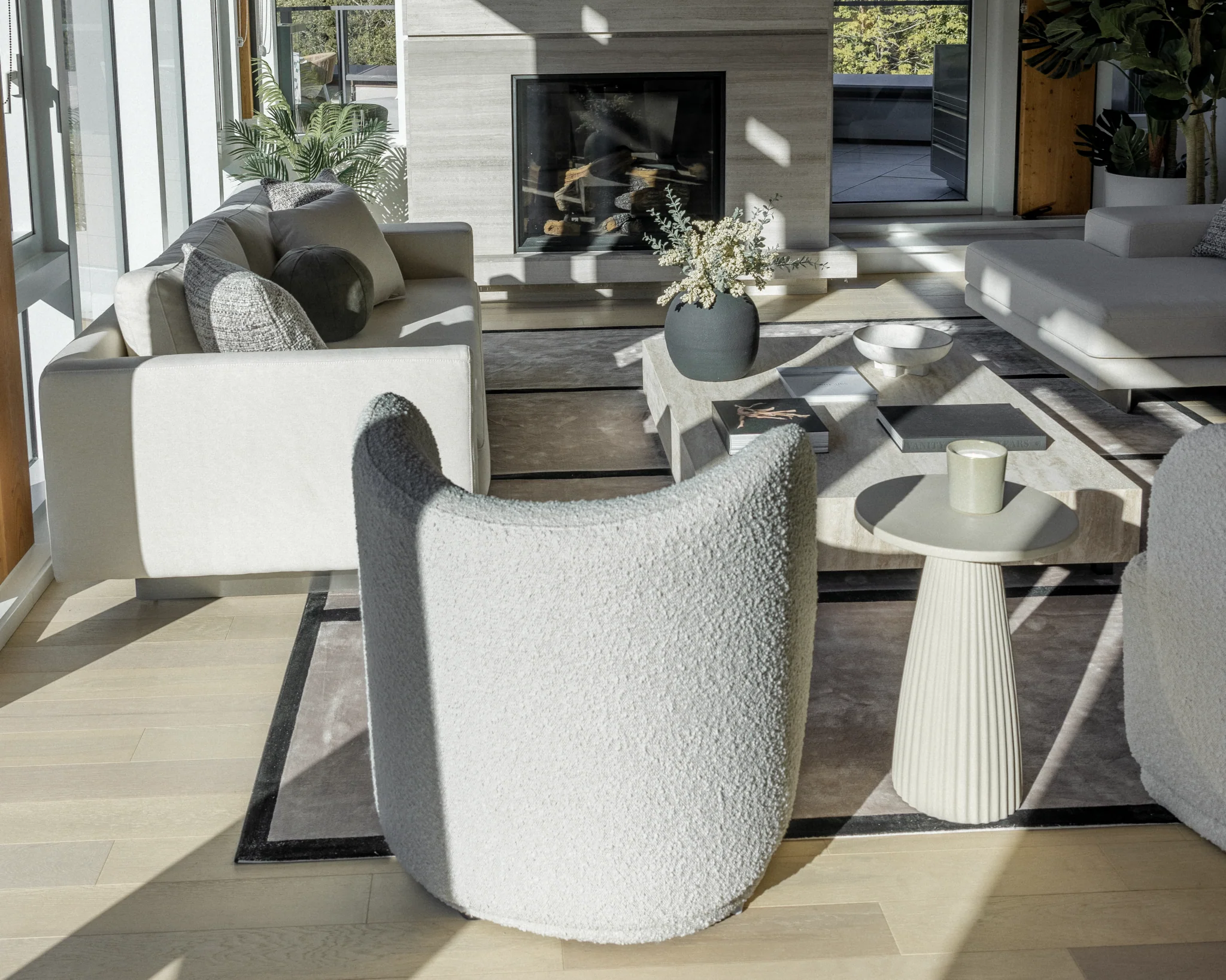 Diane Lounge Chair - Image 9