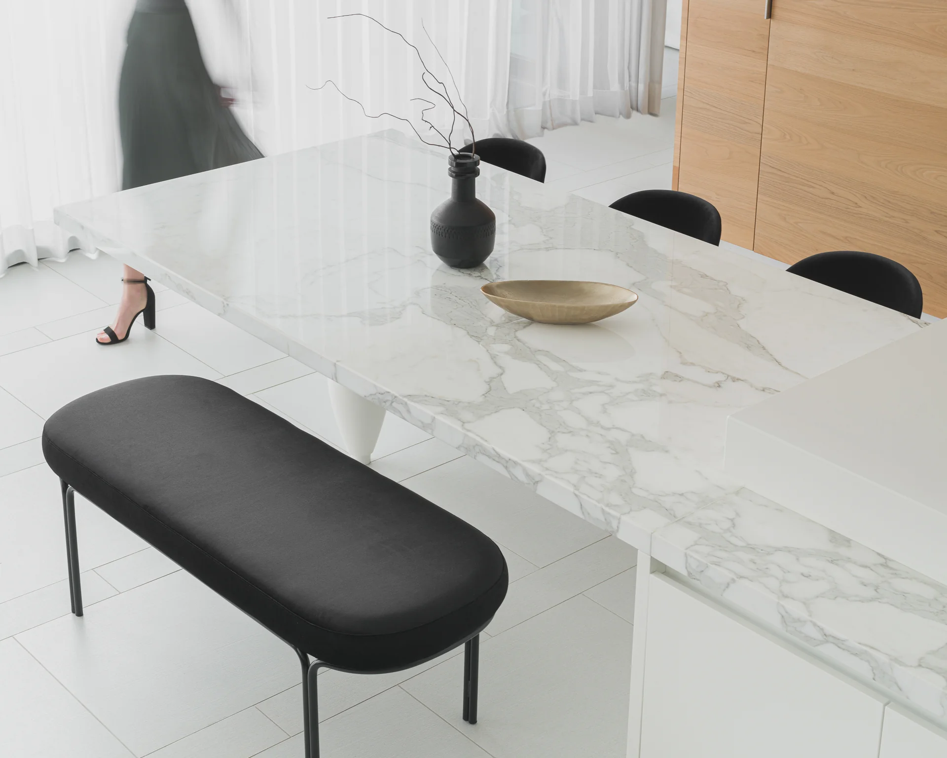 Iris Chair - Image 4